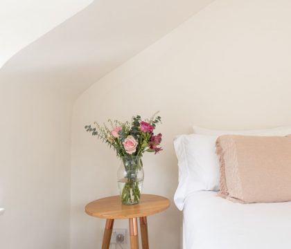 Post Office Cottage Bedroom 2 - StayCotswold