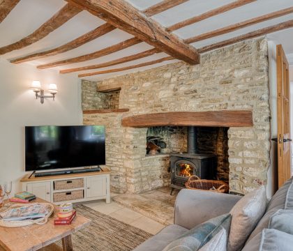 Post Office Cottage Sitting Room - StayCotswold