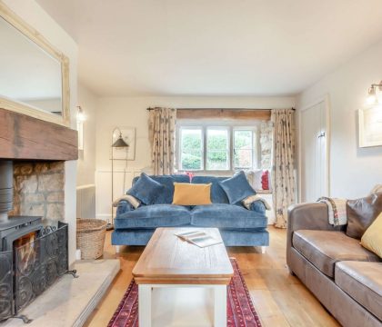 Primrose Cottage Sitting Room - StayCotswold