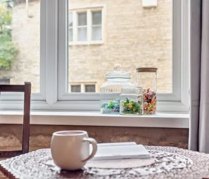 The Old Sweet Shop Sitting Room - StayCotswold
