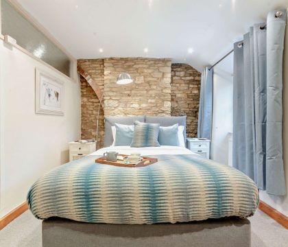 The Old Sweet Shop Master Bedroom - StayCotswold