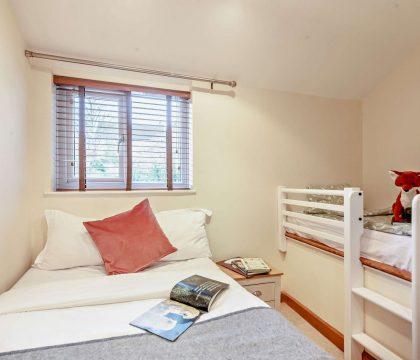 The Old Sweet Shop Bedroom 2 - StayCotswold