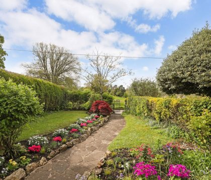 Primrose Cottage - StayCotswold