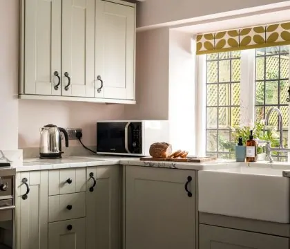 Archway House Kitchen - StayCotswold