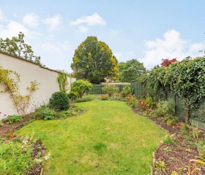 North House Garden - StayCotswold