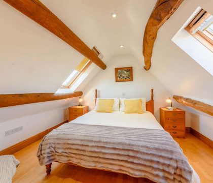 Steps Cottage Double Bed - StayCotswold
