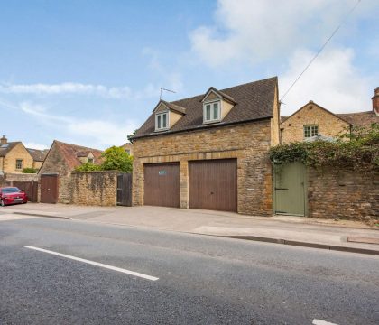 Steps Cottage Exterior - StayCotswold