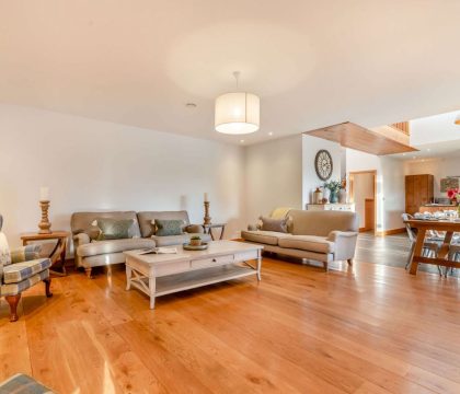 Yew Barn & The Cottage - StayCotswold