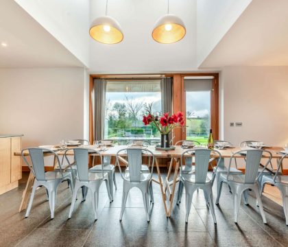 Yew Barn Dining Room - StayCotswold
