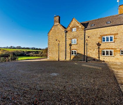 Stonewell Farmhouse - StayCotswold 