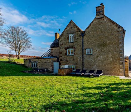 Stonewell Farmhouse - StayCotswold