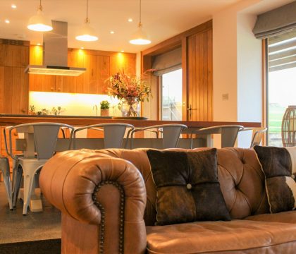 Oak Barn Sitting Room - StayCotswold