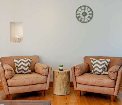 Walnut Barn Sitting Room - StayCotswold