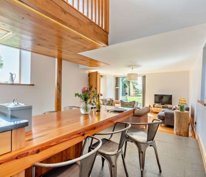 Elm Barn Dining Area - StayCotswold
