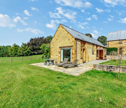 Elm Barn - StayCotswold
