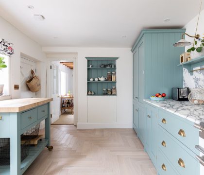 Carpenters Cottage Kitchen - StayCotswold