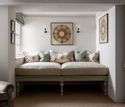 Woodman Cottage Snug - StayCotswold