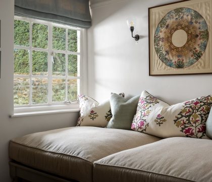 Woodman Cottage Snug - StayCotswold