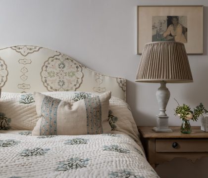 Woodman Cottage Master Bedroom - StayCotswold