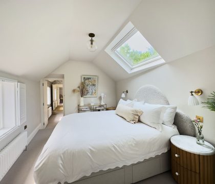 Carpenters Cottage Master Bedroom - StayCotswold