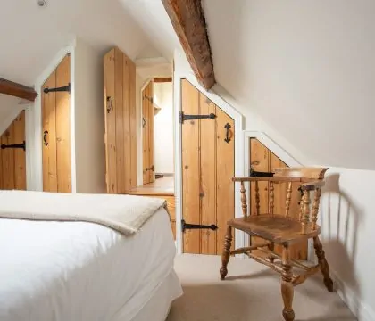 The Hayloft Master Bedroom - StayCotswold