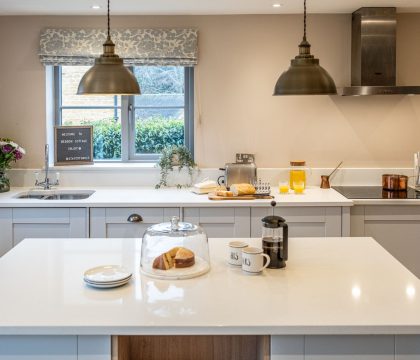 Benson Cottage Kitchen - StayCotswold