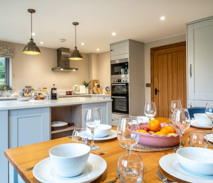 Benson Cottage Kitchen - StayCotswold