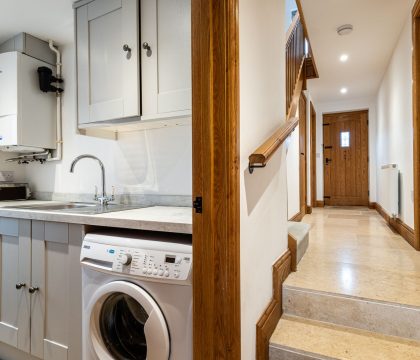 Benson Cottage Utility - StayCotswold