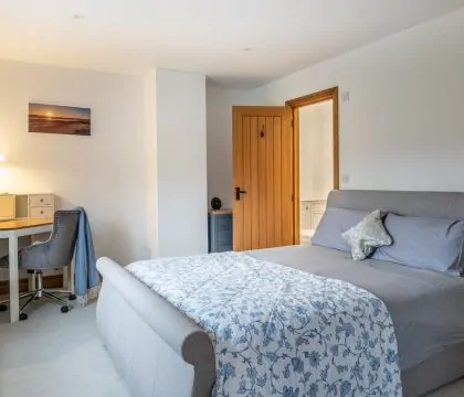 Benson Cottage Bedroom 2 - StayCotswold