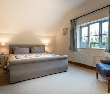 Benson Cottage Master Bedroom - StayCotswold