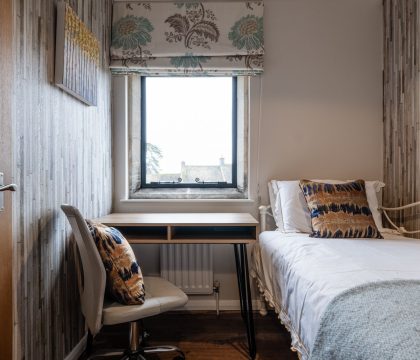 School Cottage Bedroom 2 - StayCotswold