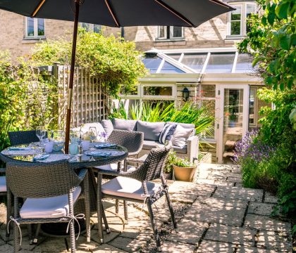 Harvey's Corner Cottage Garden - StayCotswold