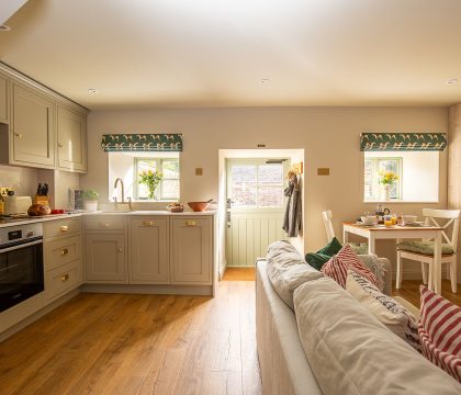 The Coach House Kitchen - StayCotswold