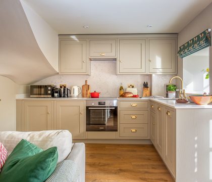 The Coach House Kitchen - StayCotswold