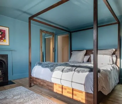 North End House Master Bedroom - StayCotswold