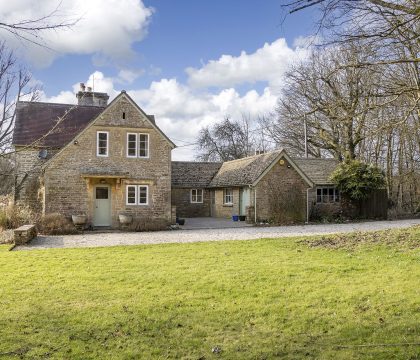 Cotswold Cottage - StayCotswold
