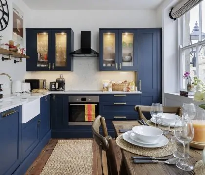 Bakers Flat Kitchen/Dining Area - StayCotswold