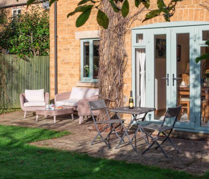 Kingsley House Garden - StayCotswold