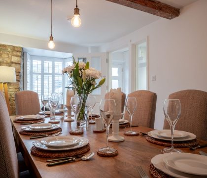 Stonecrop Cottage Dining Room - StayCotswold