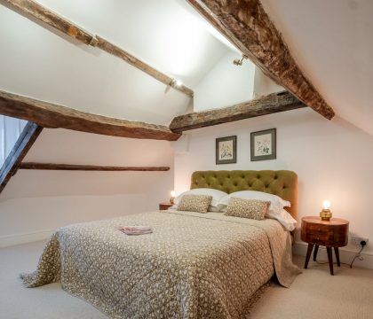 Stonecrop Cottage Bedroom 4 - StayCotswold