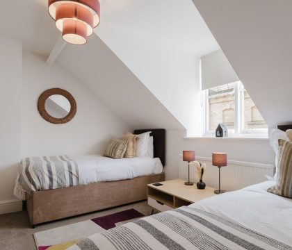 Licatas Apartment Bedroom 3 - StayCotswold