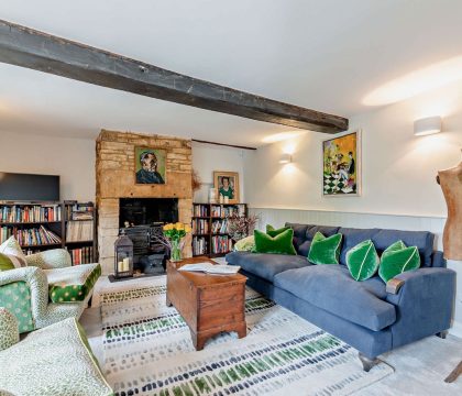 Stonelands Snug - StayCotswold