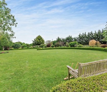 Stonelands Garden - StayCotswold