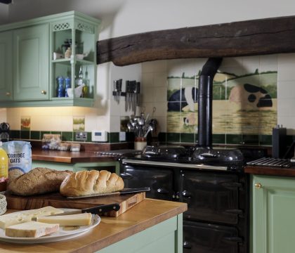 Green Farm House Kitchen - StayCotswold