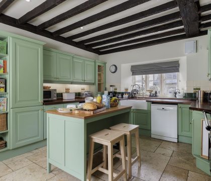 Green Farm House Kitchen - StayCotswold