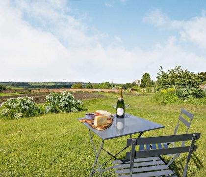 The Organic Wagon Garden - StayCotswold