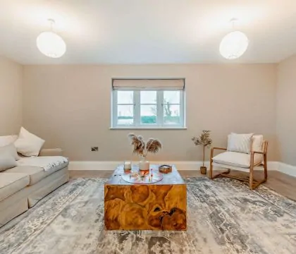 Riverview Living Room - StayCotswold