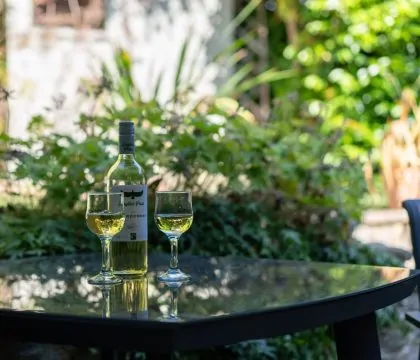 The Reading Room Garden - StayCotswold