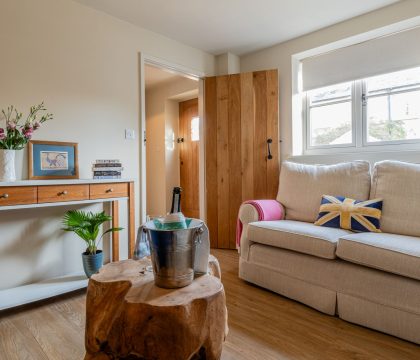 King's Cottage Sitting Room - StayCotswold