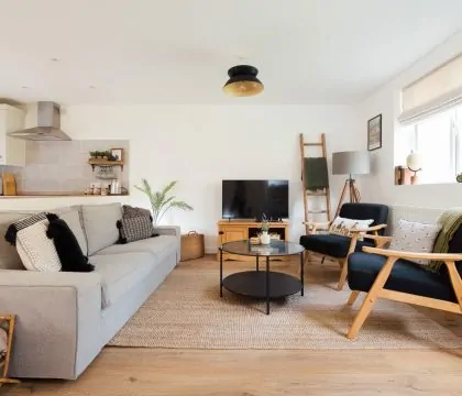 Eagle Cottage Sitting Area - StayCotswold